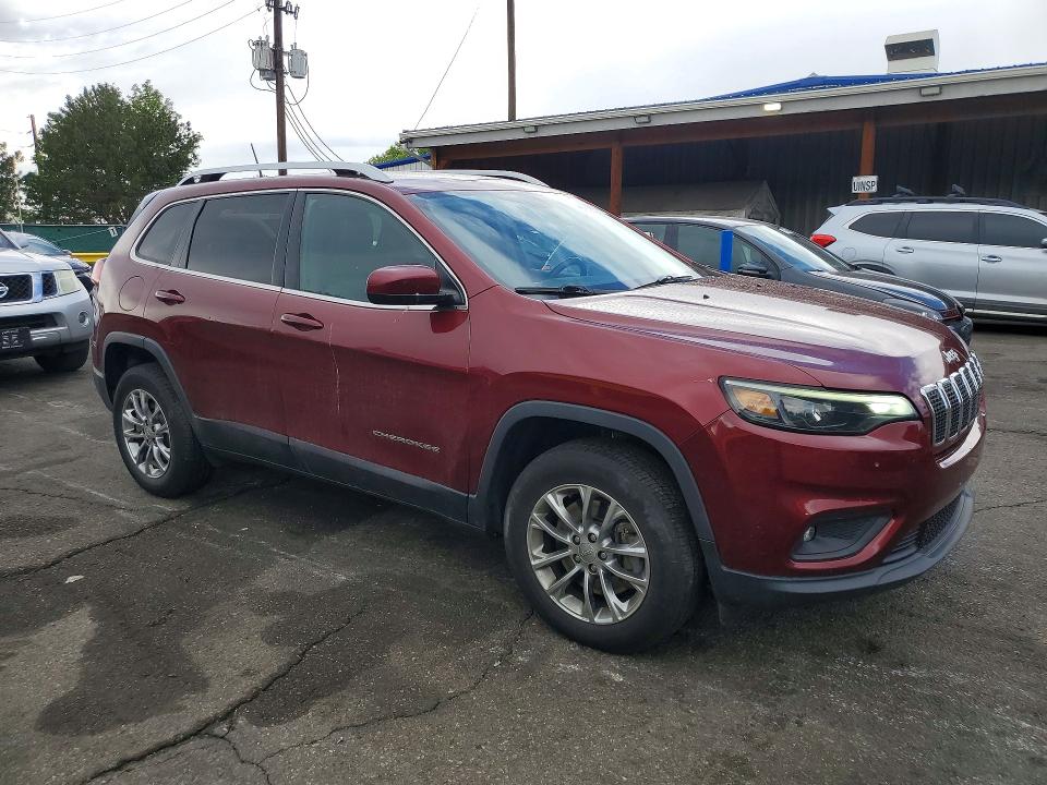 Продажа на аукционе авто 2019 Jeep Cherokee, vin: 1C4PJMLB8KD181814, номер лота: 51344276