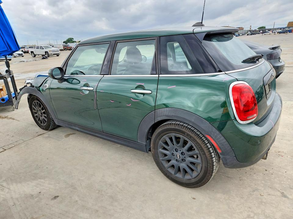 51168606 :رقم المزاد ، WMWXU1C52G2E16615 vin ، 2016 Mini Cooper مزاد بيع