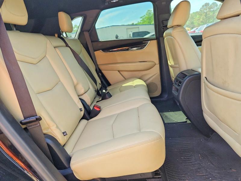 49772456 :رقم المزاد ، 1GYKNBRS4JZ248270 vin ، 2018 Cadillac Xt5 مزاد بيع