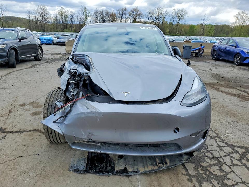 Продажа на аукционе авто 2024 Tesla Model Y, vin: 7SAYGAEE3RF098659, номер лота: 50252486
