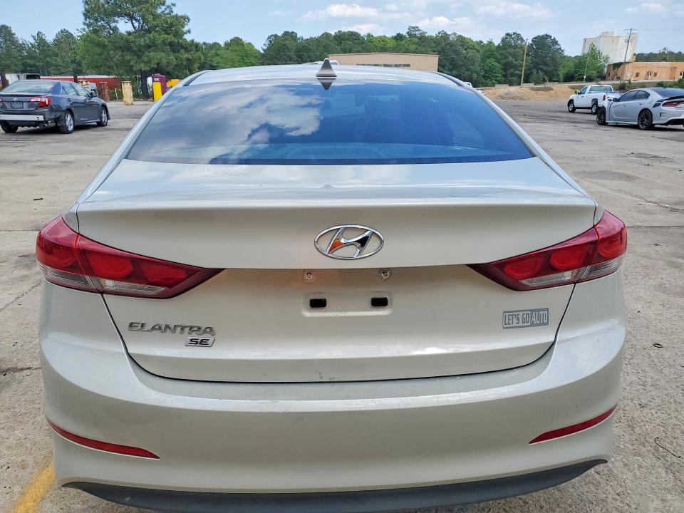 2017 Hyundai Elantra მანქანა იყიდება აუქციონზე, vin: 5NPD74LF7HH178832, აუქციონის ნომერი: 51255086