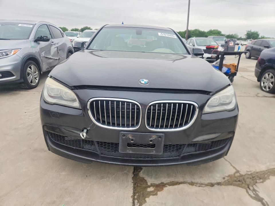 2013 Bmw 750 მანქანა იყიდება აუქციონზე, vin: WBAYF8C51DD140724, აუქციონის ნომერი: 51610406