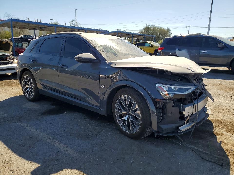 Продаж на аукціоні авто 2024 Audi Q8 E-tron, vin: WA15AAGE6RB034840, номер лоту: 48673416