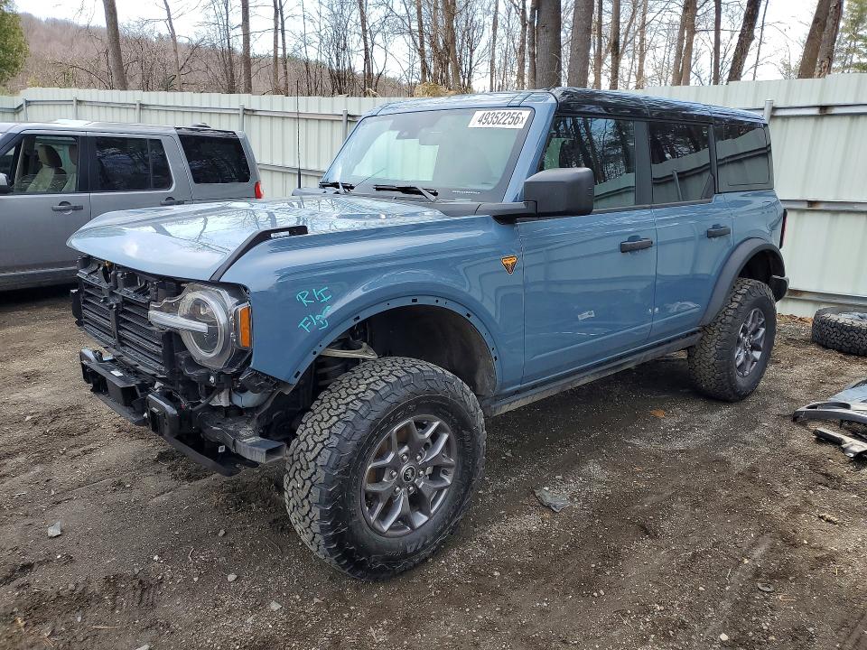 2025 Ford Bronco მანქანა იყიდება აუქციონზე, vin: 1FMEE9BP1SLB70063, აუქციონის ნომერი: 49352256