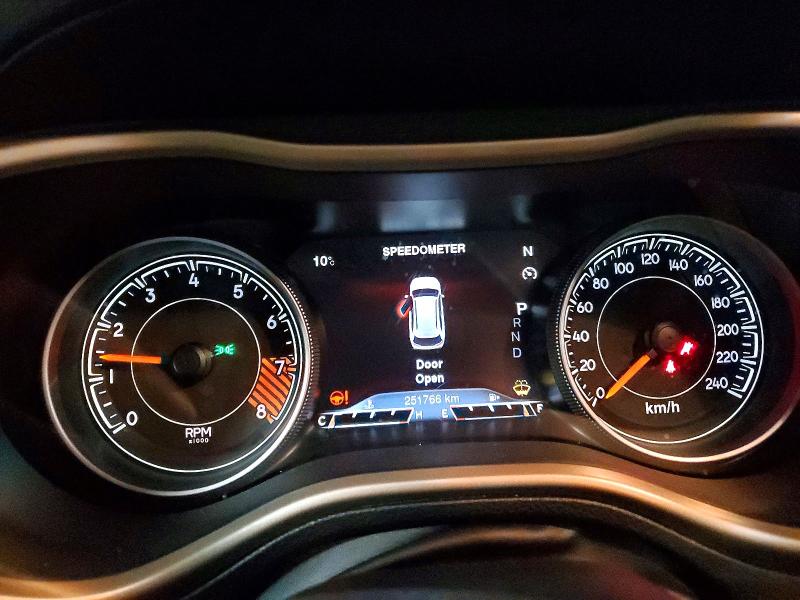 48534716 :رقم المزاد ، 1C4PJMDS4FW754040 vin ، 2015 Jeep Cherokee Limited 4wd مزاد بيع