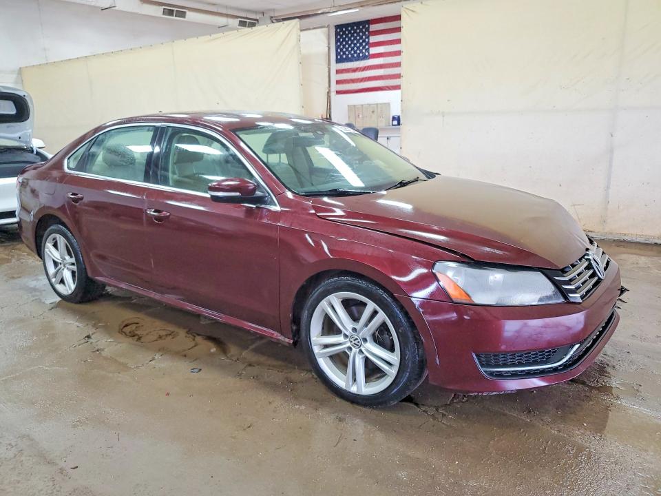 2014 Volkswagen Passat მანქანა იყიდება აუქციონზე, vin: 1VWBN7A31EC048038, აუქციონის ნომერი: 50267156