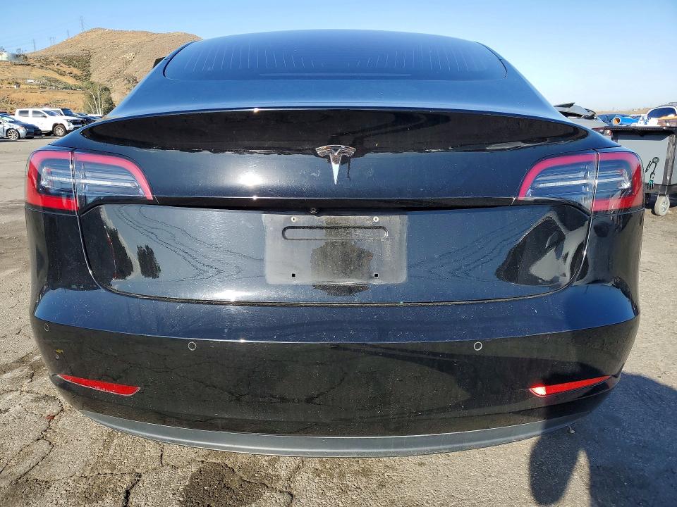 2018 Tesla Model 3 მანქანა იყიდება აუქციონზე, vin: 5YJ3E1EA8JF036432, აუქციონის ნომერი: 49904116