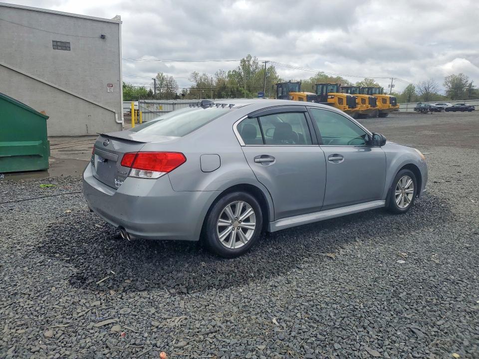 2011 Subaru Legacy მანქანა იყიდება აუქციონზე, vin: 4S3BMBG69B3218975, აუქციონის ნომერი: 51808446