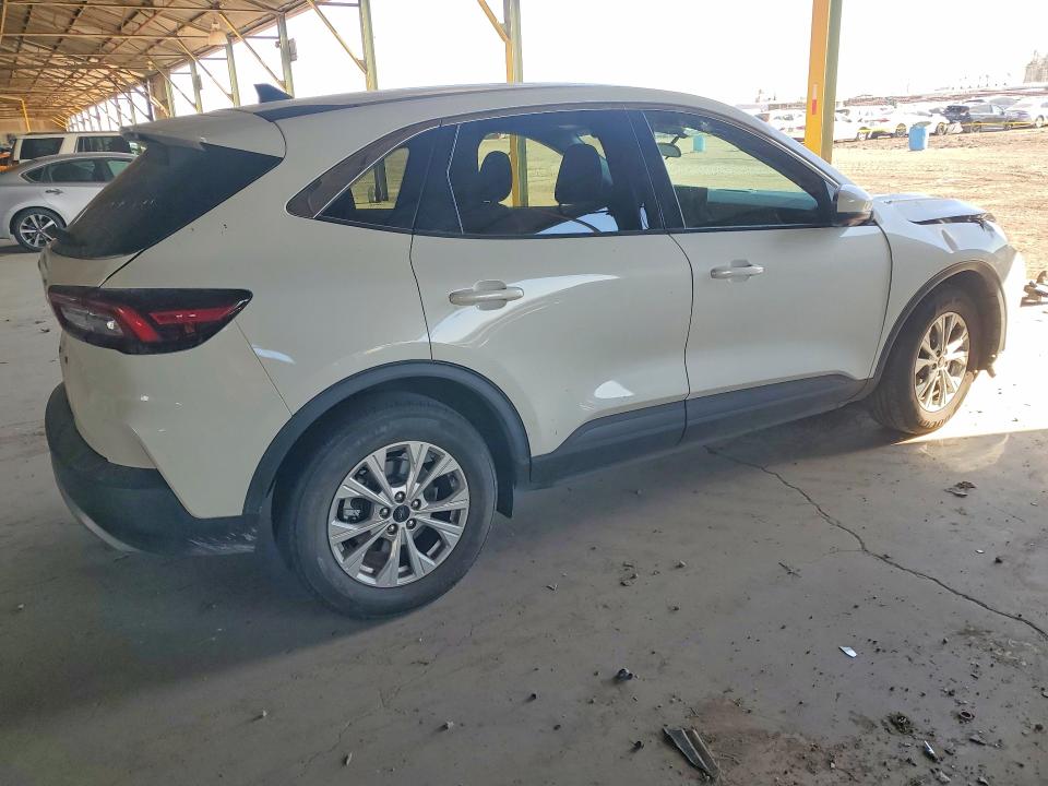 48689856 :رقم المزاد ، 1FMCU0GN3PUA71212 vin ، 2023 Ford Escape مزاد بيع