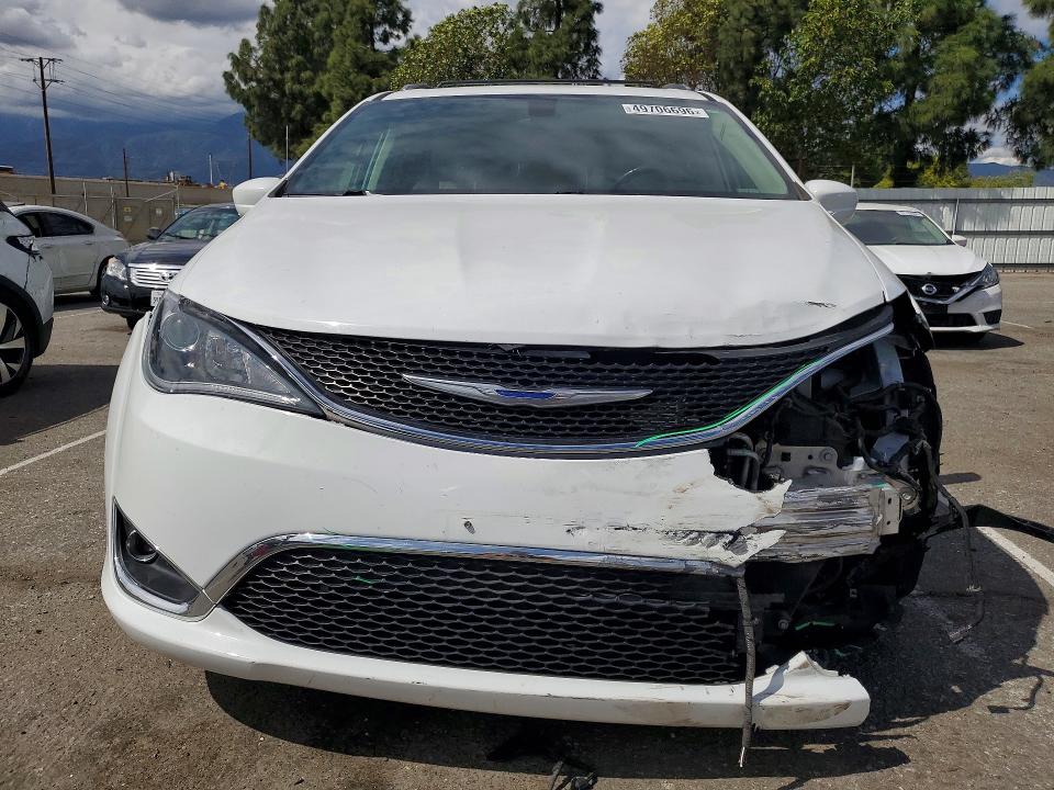 49706696 :رقم المزاد ، 2C4RC1BG0JR247699 vin ، 2018 Chrysler Pacifica مزاد بيع