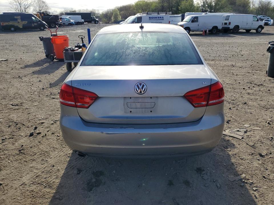 2012 Volkswagen Passat მანქანა იყიდება აუქციონზე, vin: 1VWBP7A32CC037685, აუქციონის ნომერი: 49103856