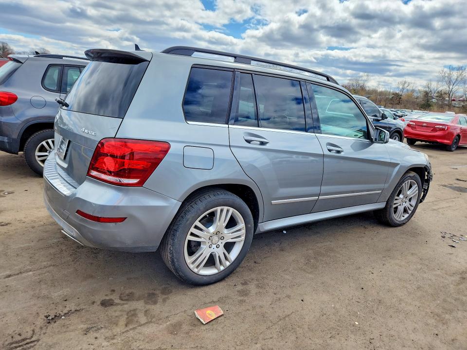 Продажа на аукционе авто 2013 Mercedes-benz Glk, vin: WDCGG8JB3DG063125, номер лота: 48126006