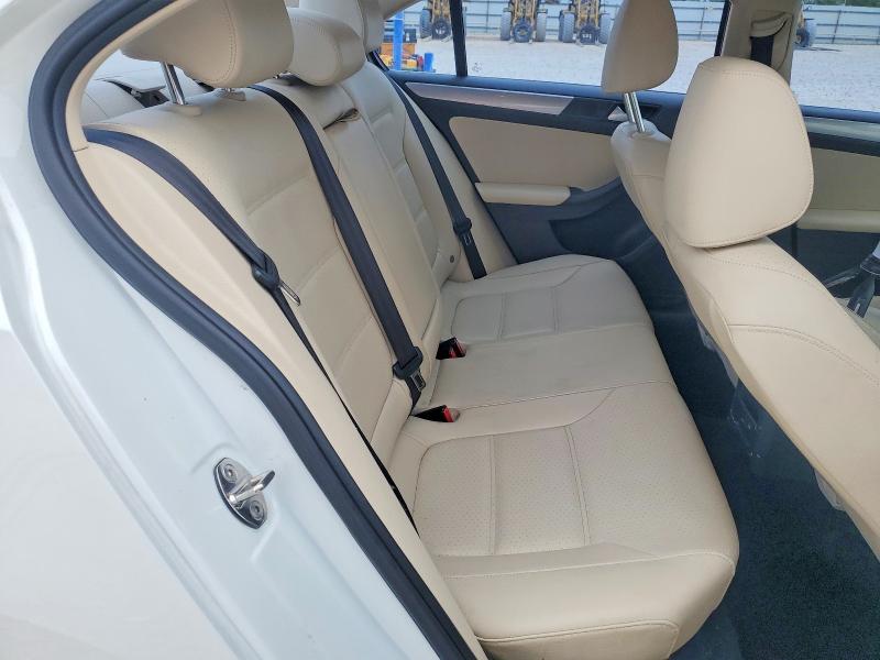 48957516 :رقم المزاد ، 3VWB67AJ8HM274706 vin ، 2017 Volkswagen Jetta مزاد بيع