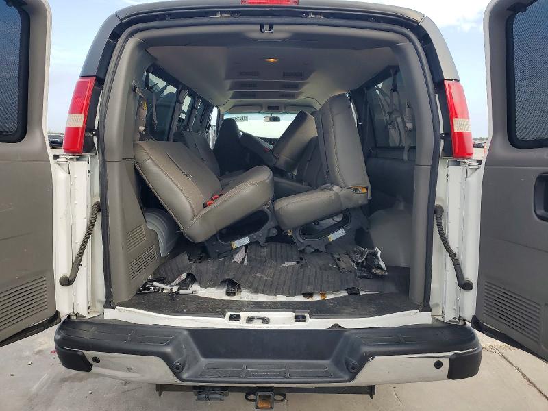 2018 Chevrolet Express G3500 მანქანა იყიდება აუქციონზე, vin: 1GAZGNFG1J1228808, აუქციონის ნომერი: 49313076