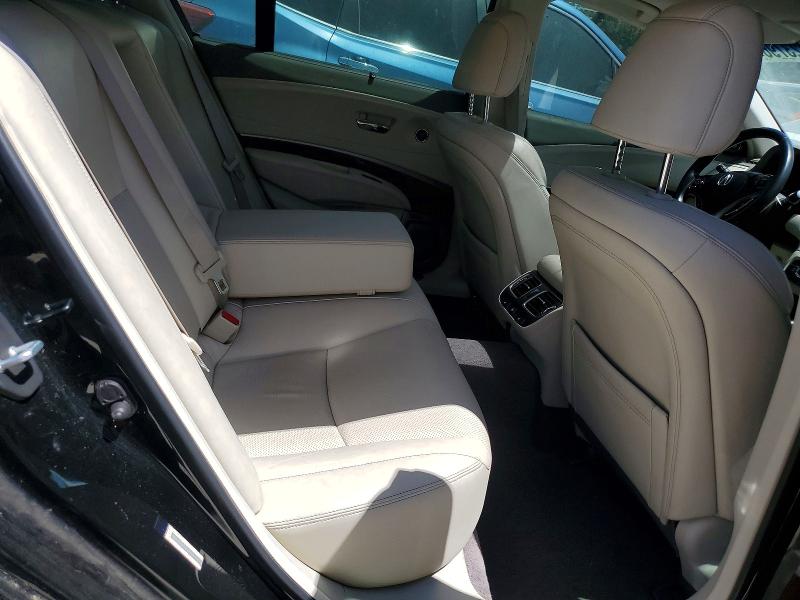 49423796 :رقم المزاد ، JH4KC2F98HC000175 vin ، 2017 Acura Rlx مزاد بيع