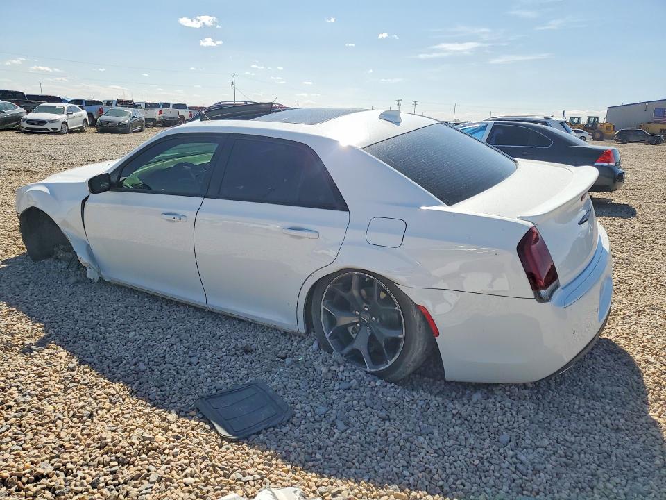 Продажа на аукционе авто 2023 Chrysler 300, vin: 2C3CCABT1PH556250, номер лота: 49424006
