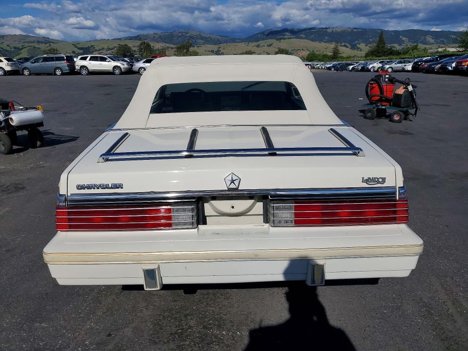 1984 Chrysler Lebaron მანქანა იყიდება აუქციონზე, vin: 1C3BC55G1EG121786, აუქციონის ნომერი: 49141016