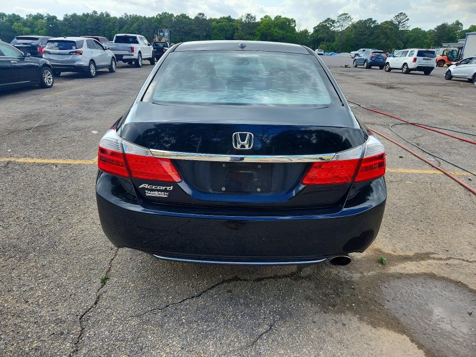 Продажа на аукционе авто 2015 Honda Accord, vin: 1HGCR2F8XFA194424, номер лота: 50265476