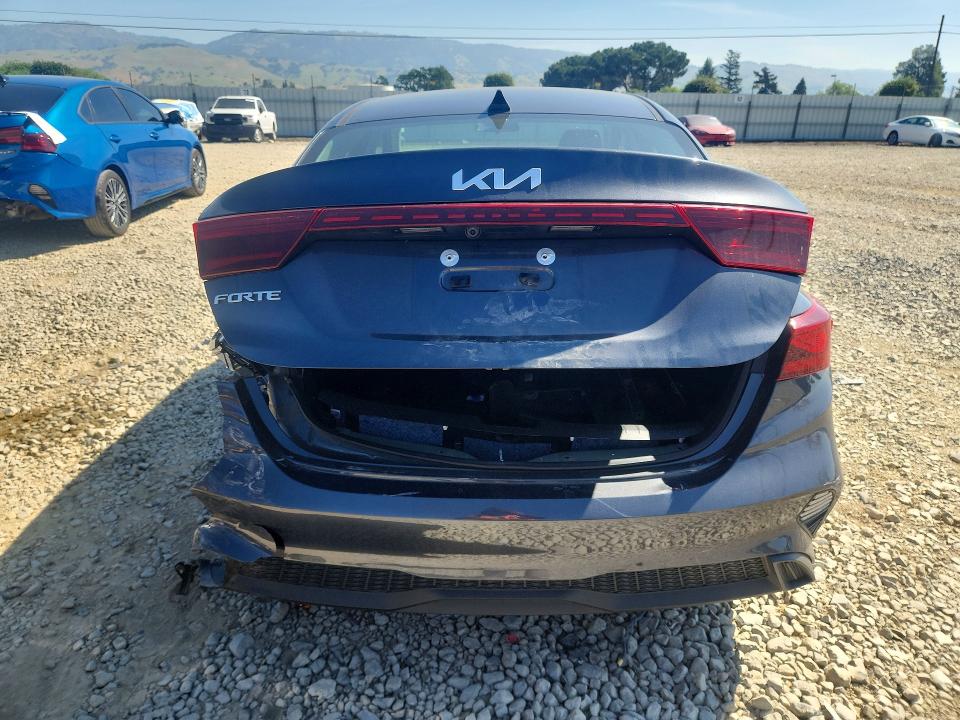 2024 Kia Forte მანქანა იყიდება აუქციონზე, vin: 3KPF24AD6RE798411, აუქციონის ნომერი: 48965246
