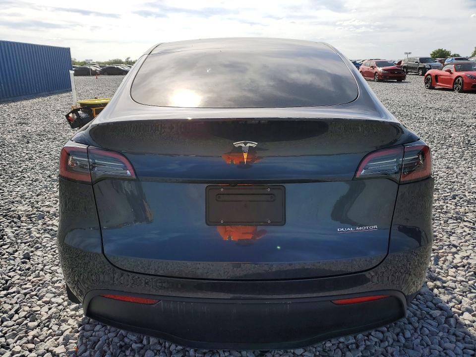 Продажа на аукционе авто 2024 Tesla Model Y, vin: 7SAYGDEF8RA265802, номер лота: 49548306