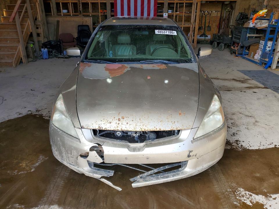 48537186 :رقم المزاد ، 1HGCM66513A065897 vin ، 2003 Honda Accord مزاد بيع