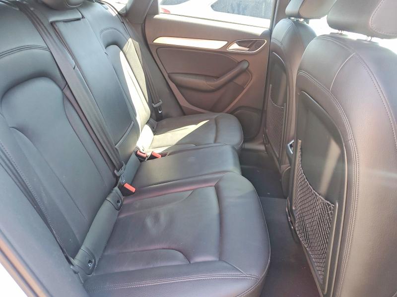 49675666 :رقم المزاد ، WA1BCCFS2JR008697 vin ، 2018 Audi Q3 مزاد بيع