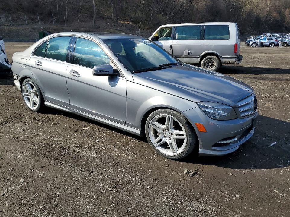 2011 Mercedes-benz C მანქანა იყიდება აუქციონზე, vin: WDDGF8BB6BR181717, აუქციონის ნომერი: 48901986