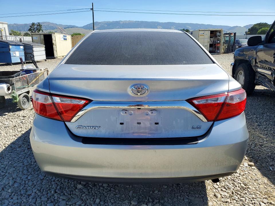 48912636 :رقم المزاد ، 4T1BF1FK5HU328505 vin ، 2017 Toyota Camry مزاد بيع