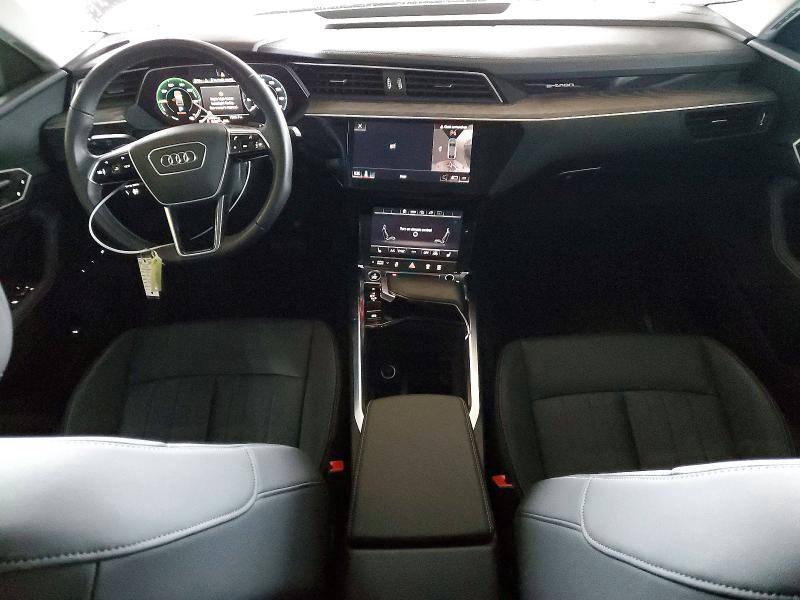 2022 Audi E-tron მანქანა იყიდება აუქციონზე, vin: WA11AAGE3NB034609, აუქციონის ნომერი: 48158106