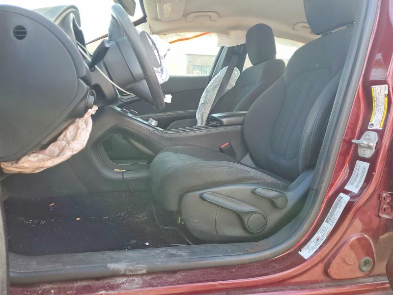 Продажа на аукционе авто 2016 Chrysler 200, vin: 1C3CCCAB7GN102287, номер лота: 50181256