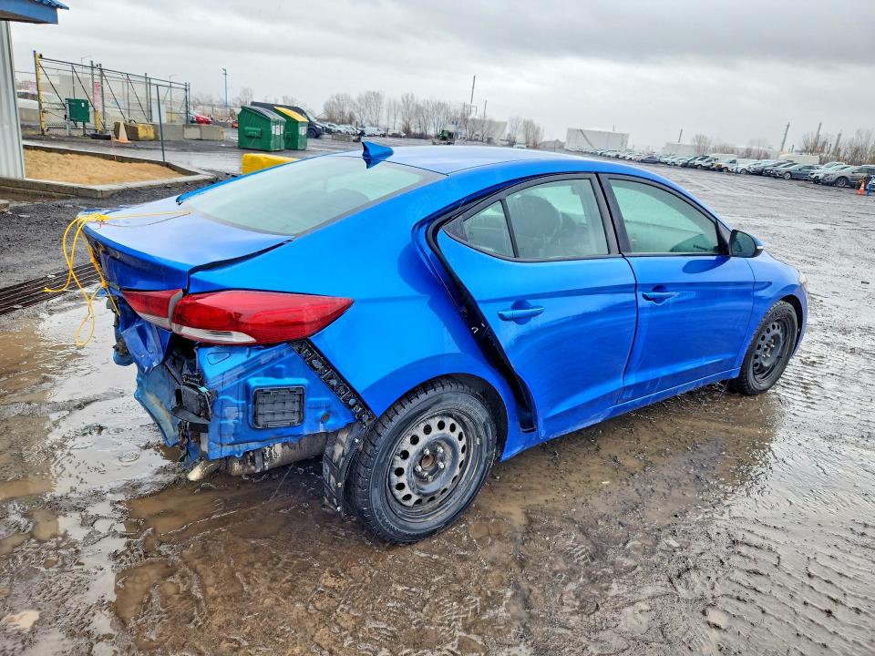49401506 :رقم المزاد ، KMHD84LF9HU222313 vin ، 2017 Hyundai Elantra مزاد بيع