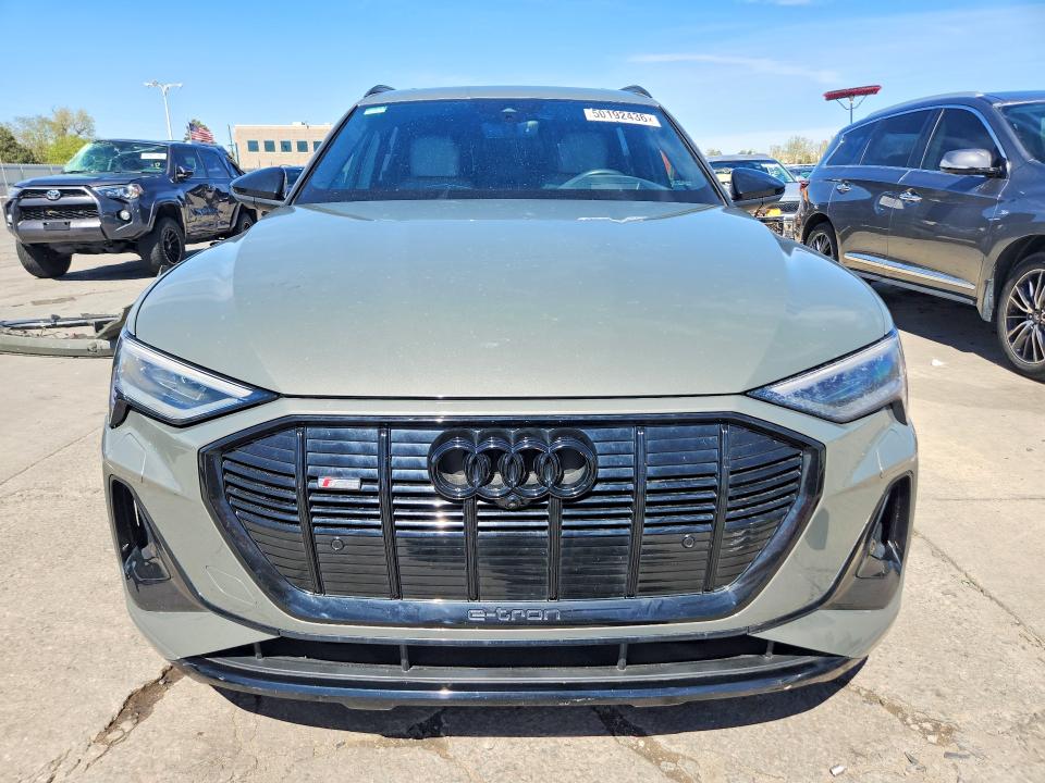 50192436 :رقم المزاد ، WA1VABGE9NB004960 vin ، 2022 Audi E-tron مزاد بيع