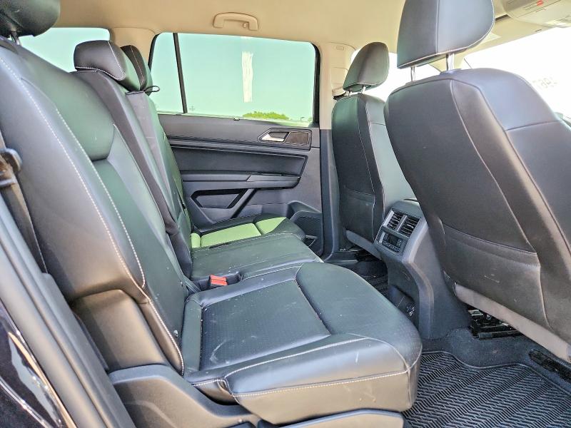 49671656 :رقم المزاد ، 1V2DP2CA1MC526489 vin ، 2021 Volkswagen Atlas مزاد بيع