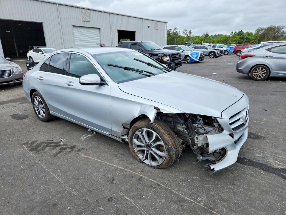 49227486 :رقم المزاد ، 55SWF4KB3FU030312 vin ، 2015 Mercedes-benz C مزاد بيع
