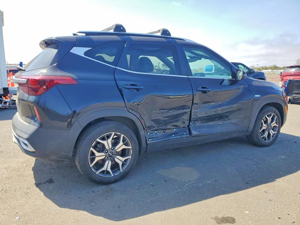 Продаж на аукціоні авто 2022 Kia Seltos, vin: KNDERCAAXN7310420, номер лоту: 48694056