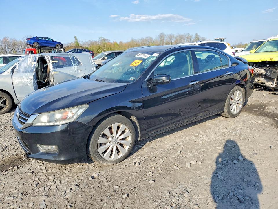Auction sale of the 2013 Honda Accord, vin: 1HGCR3F88DA028342, lot number: 50965456