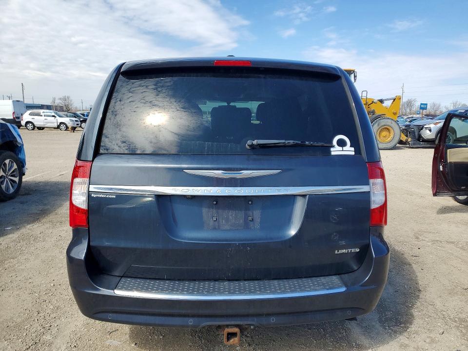 2014 Chrysler Town & Country მანქანა იყიდება აუქციონზე, vin: 2C4RC1GGXER235087, აუქციონის ნომერი: 49116136