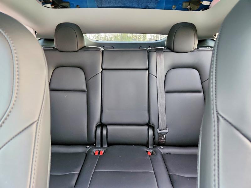 49922976 :رقم المزاد ، 7SAYGDEE5PF674248 vin ، 2023 Tesla Model Y مزاد بيع