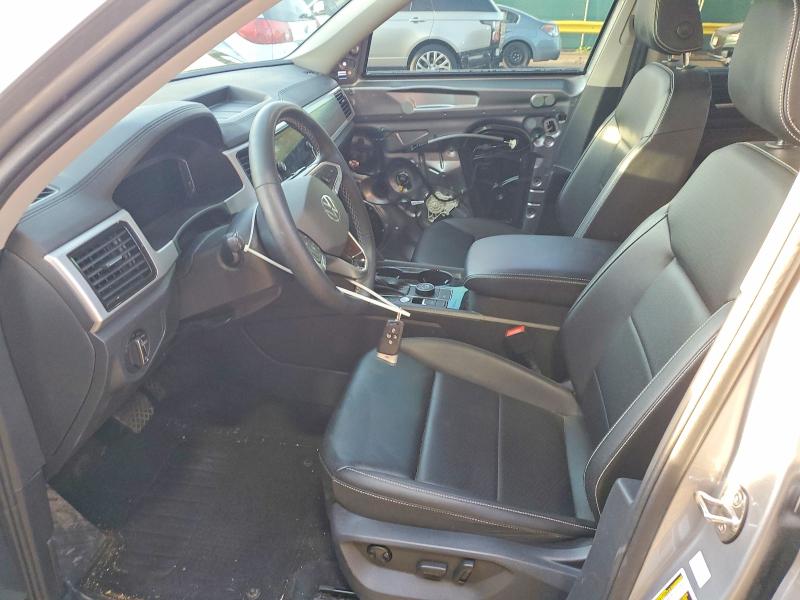 48773016 :رقم المزاد ، 1V2HR2CA0NC551641 vin ، 2022 Volkswagen Atlas مزاد بيع