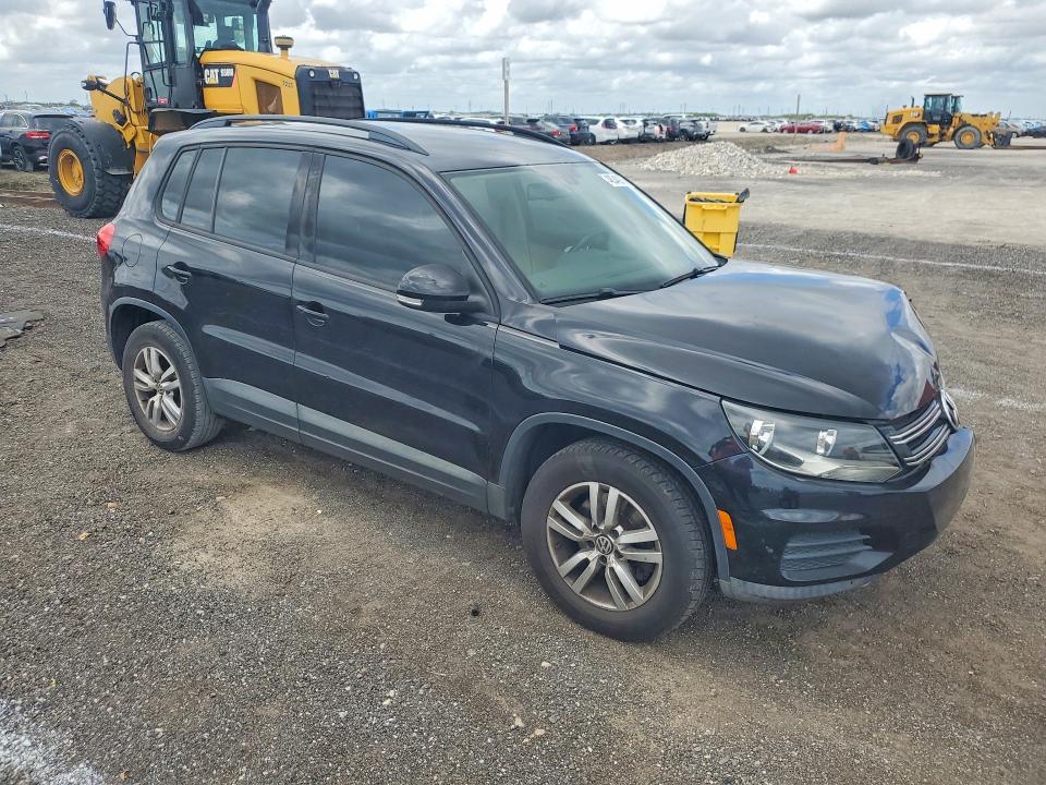 Продажа на аукционе авто 2016 Volkswagen Tiguan, vin: WVGAV7AXXGW552179, номер лота: 48340976
