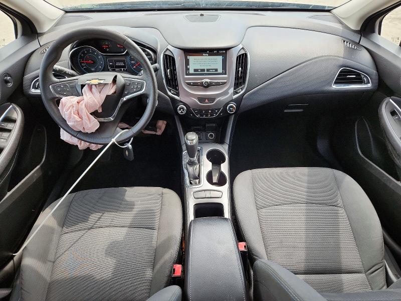 51348676 :رقم المزاد ، 1G1BE5SM2J7237372 vin ، 2018 Chevrolet Cruze مزاد بيع