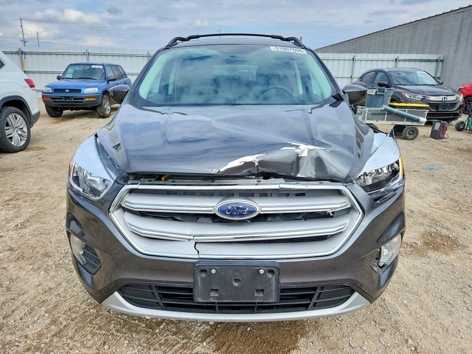 2018 Ford Escape მანქანა იყიდება აუქციონზე, vin: 1FMCU0GDXJUC48272, აუქციონის ნომერი: 51907666