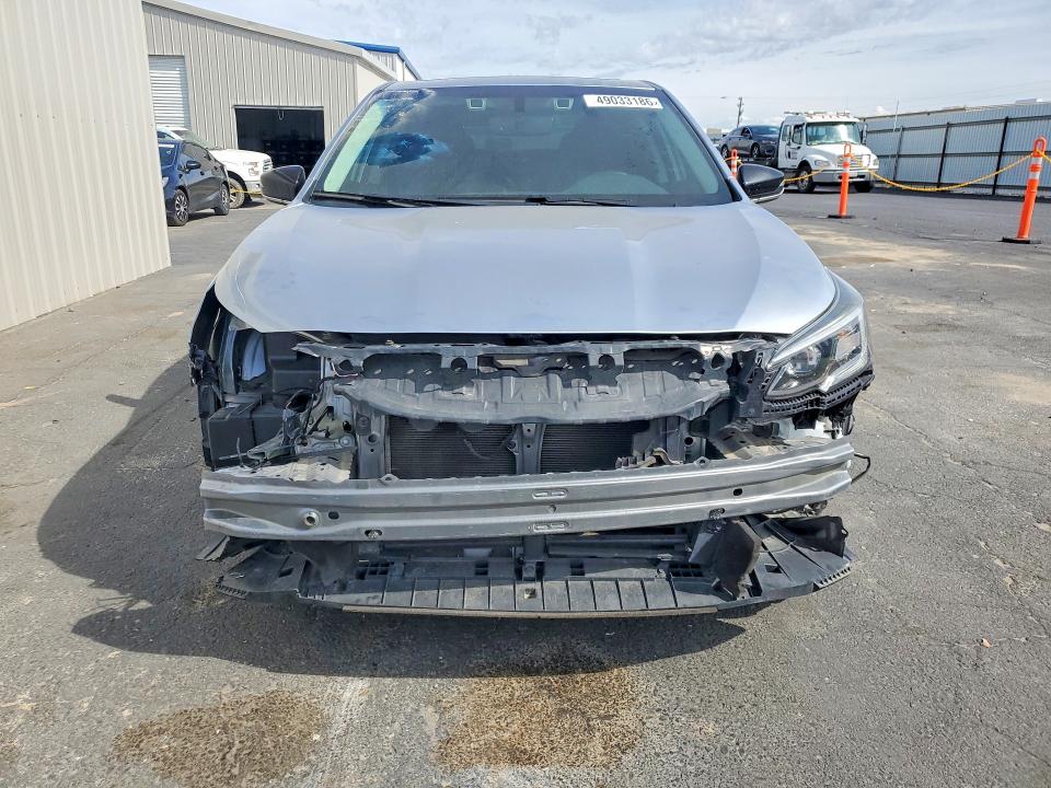 49033186 :رقم المزاد ، 4S3BWAH66N3010723 vin ، 2022 Subaru Legacy مزاد بيع
