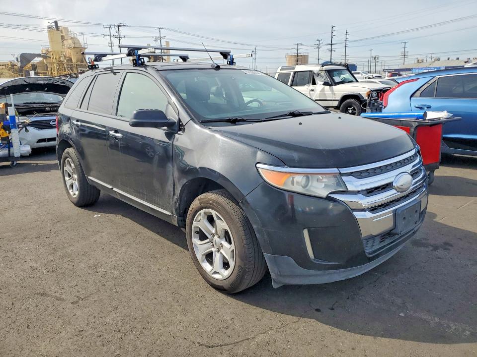 50300546 :رقم المزاد ، 2FMDK3JC5BBB27734 vin ، 2011 Ford Edge مزاد بيع