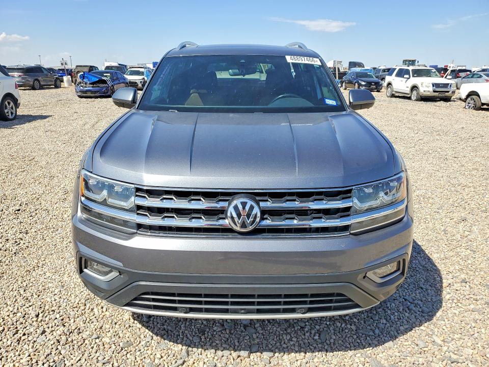 48897466 :رقم المزاد ، 1V2NR2CA4JC563661 vin ، 2018 Volkswagen Atlas مزاد بيع