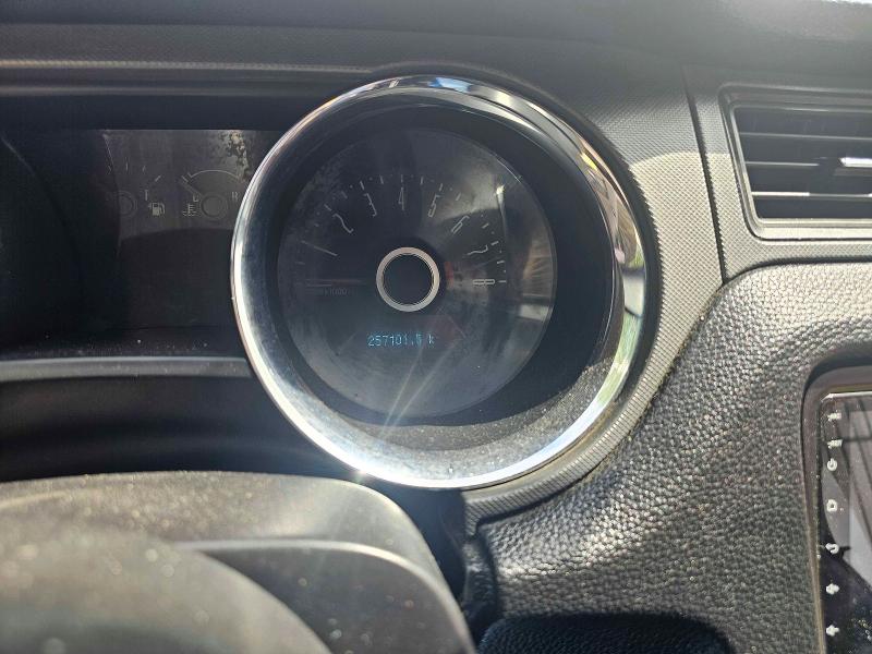 49283166 :رقم المزاد ، 1ZVBP8AM5E5332723 vin ، 2014 Ford Mustang مزاد بيع