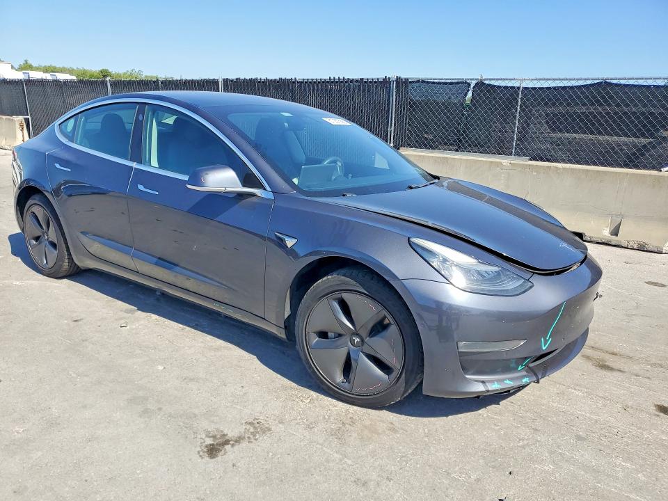 51067566 :رقم المزاد ، 5YJ3E1EB0KF453196 vin ، 2019 Tesla Model 3 مزاد بيع