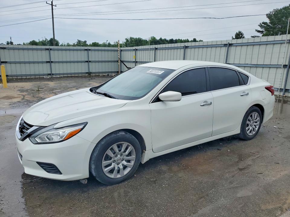 Продажа на аукционе авто 2018 Nissan Altima, vin: 1N4AL3AP3JC138002, номер лота: 51668936