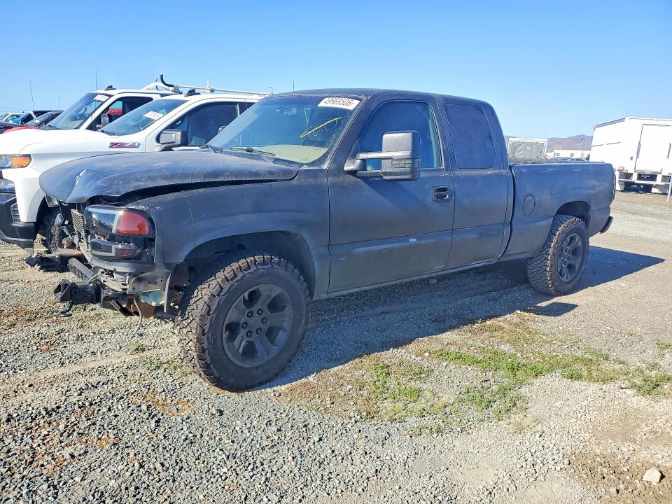 49669506 :رقم المزاد ، 2GTEK19T141171319 vin ، 2004 Gmc New Sierra مزاد بيع