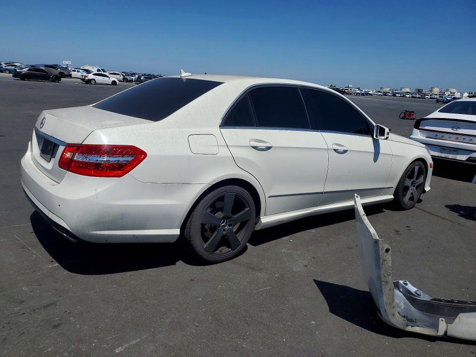 51418106 :رقم المزاد ، WDDHF5GB5AA020283 vin ، 2010 Mercedes-benz E مزاد بيع